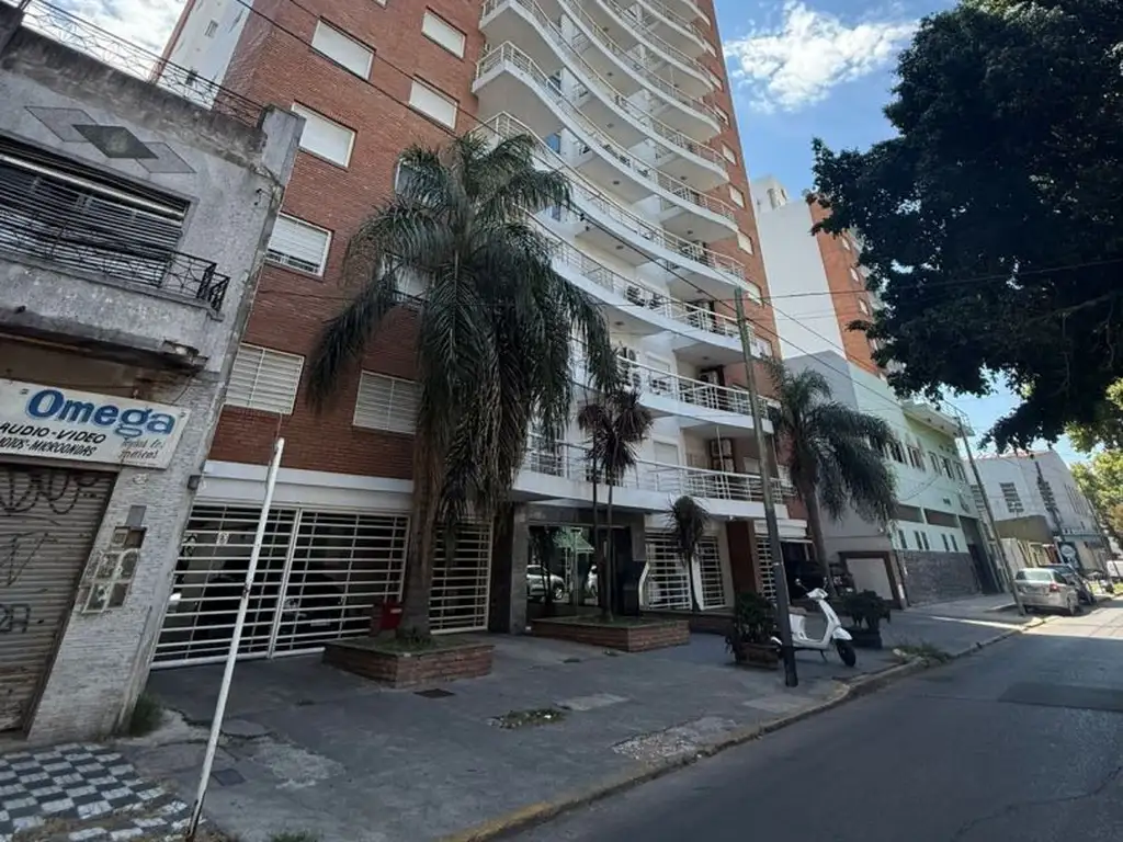 Departamento en Domingo F. Sarmiento 2700